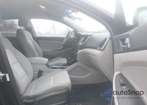 2016 Hyundai Tucson Se z USA, uszkodzony, nr VIN KM8J23A46GU128498